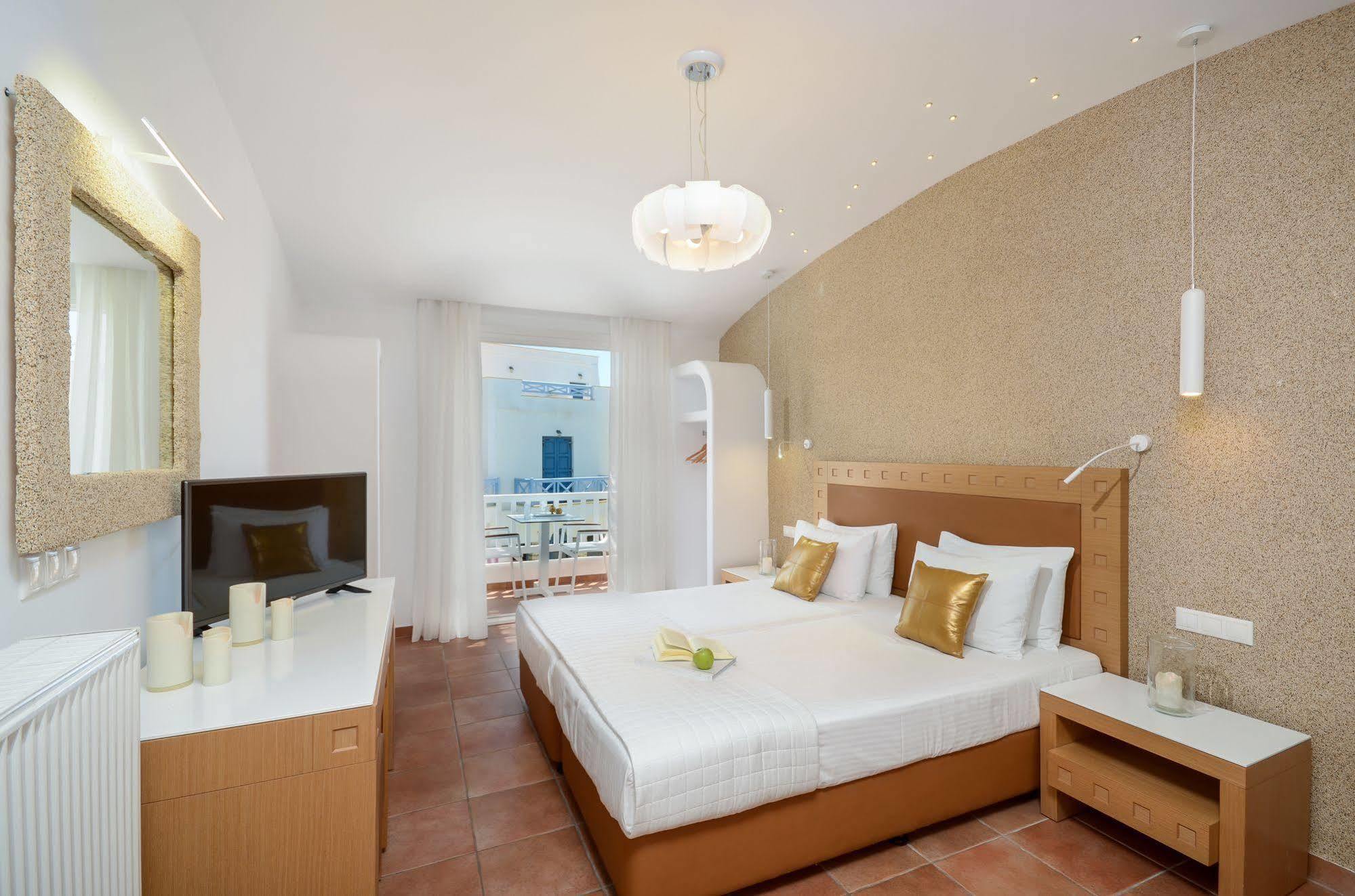 Adriani Hotel Naxos City Екстер'єр фото